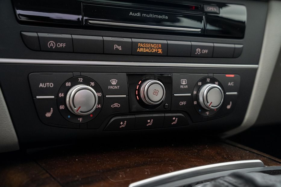 Продам Audi A6 Premium Plus 2015 года в Черновцах
