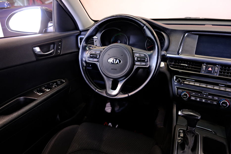 Продам Kia Optima Hybrid 2018 года в Одессе
