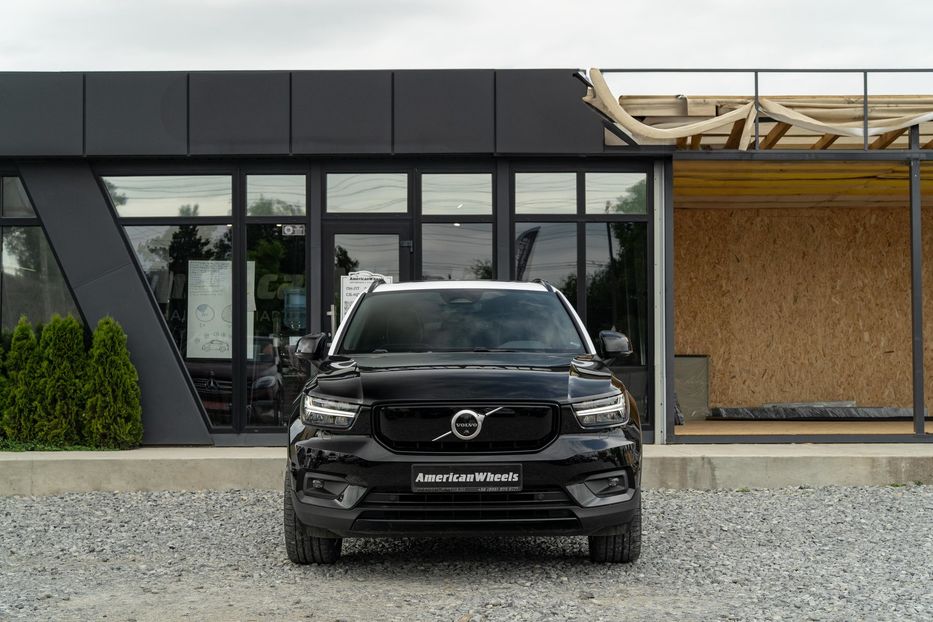 Продам Volvo A XC40 Recharge 2022 года в Черновцах