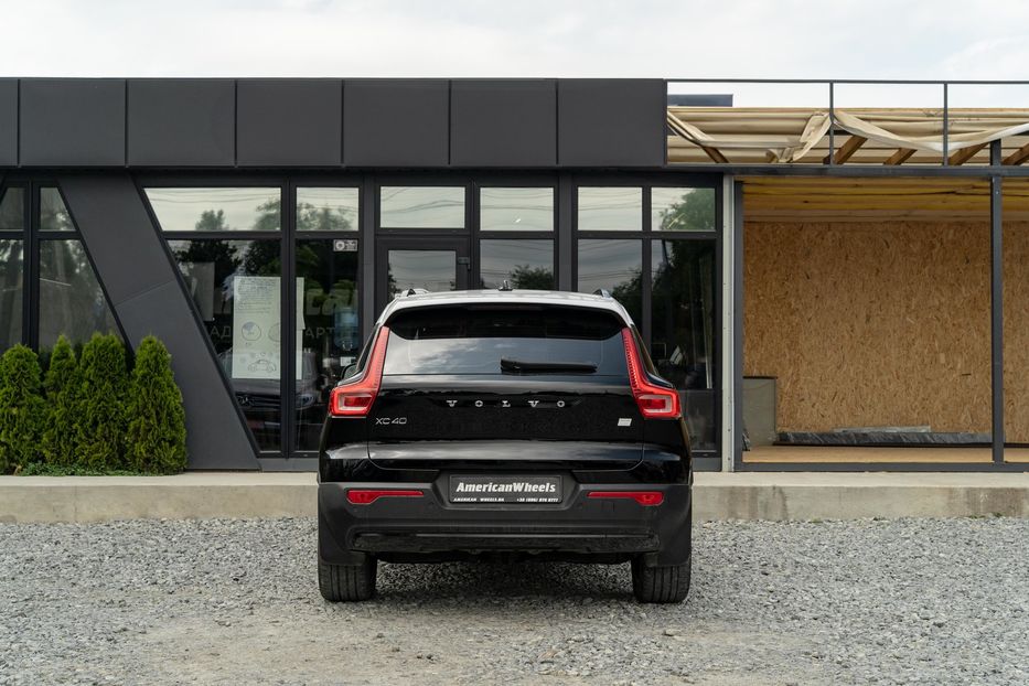 Продам Volvo A XC40 Recharge 2022 года в Черновцах