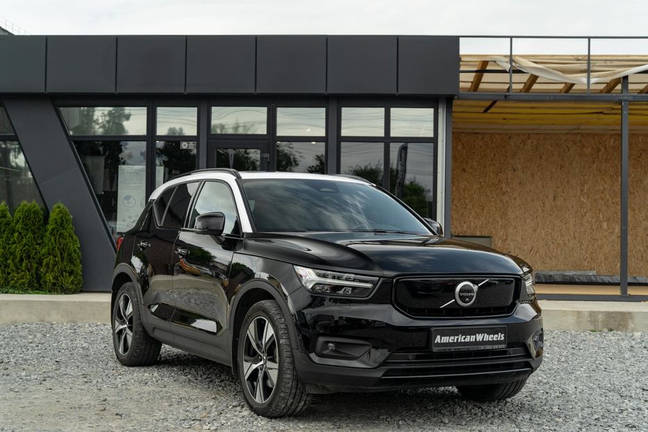 Продам Volvo A XC40 Recharge 2022 года в Черновцах
