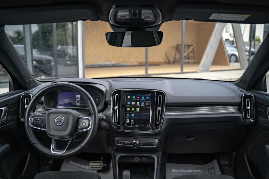 Продам Volvo A XC40 Recharge 2022 года в Черновцах
