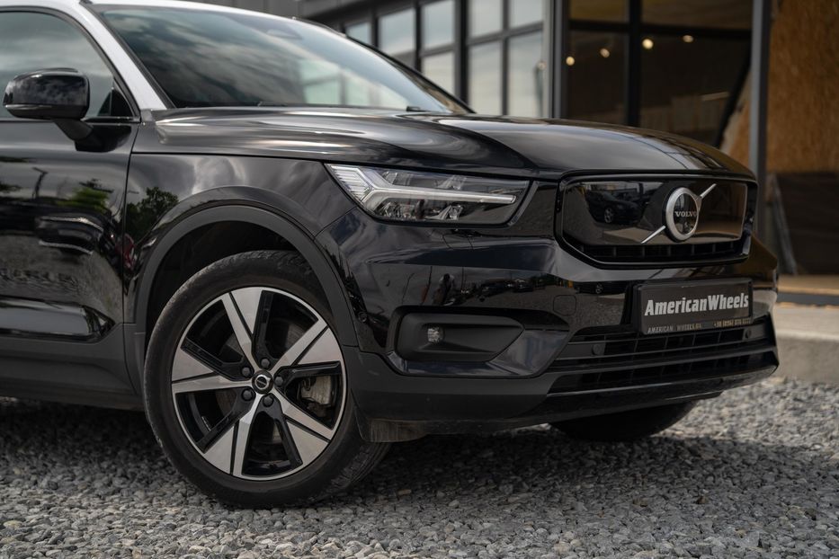 Продам Volvo A XC40 Recharge 2022 года в Черновцах