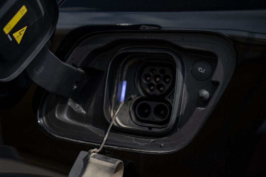 Продам Volvo A XC40 Recharge 2022 года в Черновцах