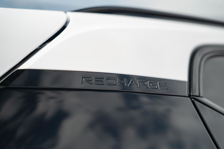 Продам Volvo A XC40 Recharge 2022 года в Черновцах