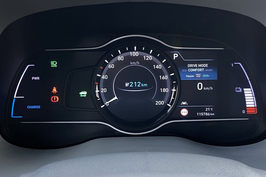 Продам Hyundai Kona 64кВт Проекція Підігрів сидінь 2020 года в Львове