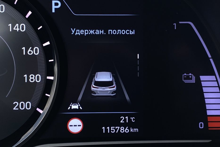 Продам Hyundai Kona 64кВт Проекція Підігрів сидінь 2020 года в Львове