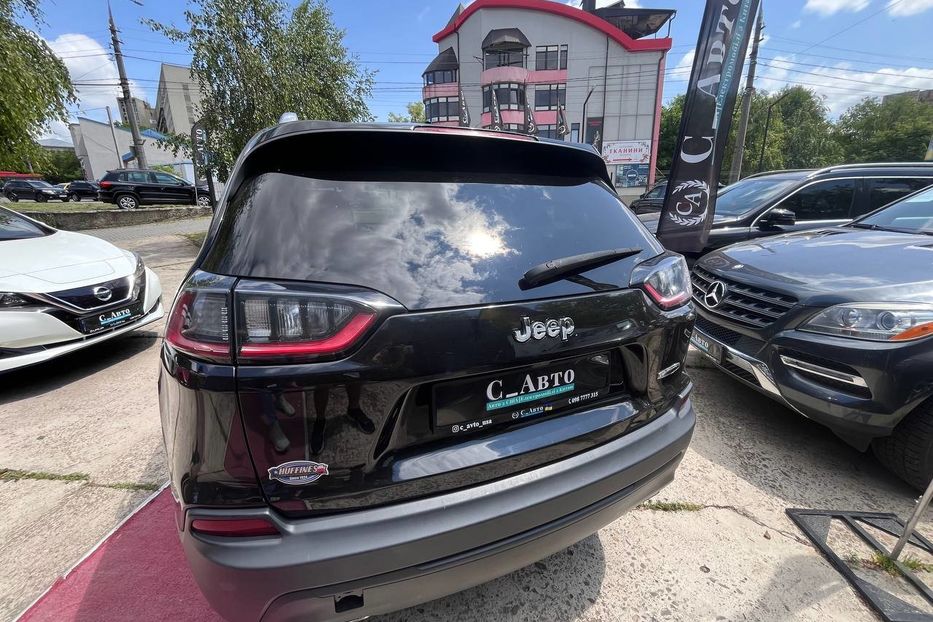 Продам Jeep Cherokee 2018 года в Черновцах
