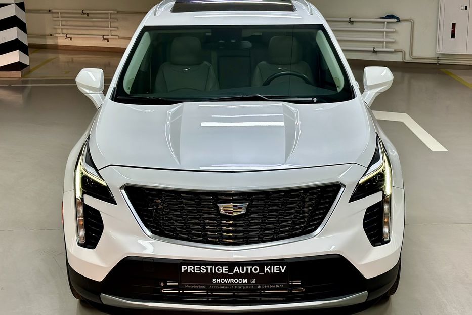 Продам Cadillac XTS XT4 2022 года в Киеве