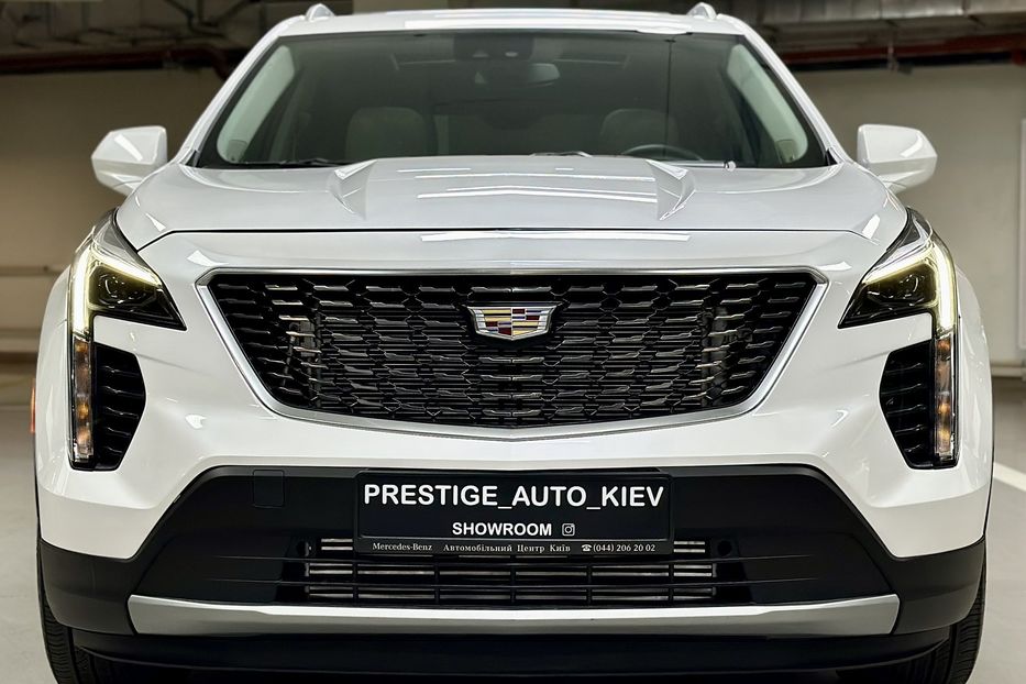 Продам Cadillac XTS XT4 2022 года в Киеве