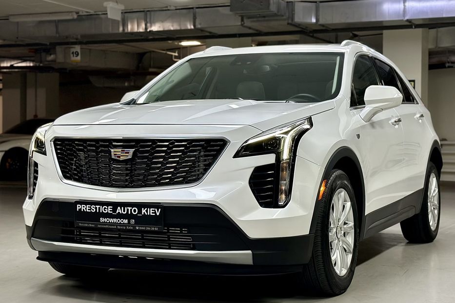 Продам Cadillac XTS XT4 2022 года в Киеве
