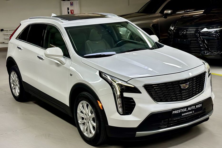 Продам Cadillac XTS XT4 2022 года в Киеве