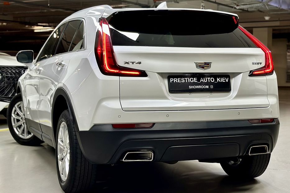Продам Cadillac XTS XT4 2022 года в Киеве