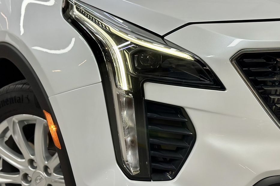 Продам Cadillac XTS XT4 2022 года в Киеве