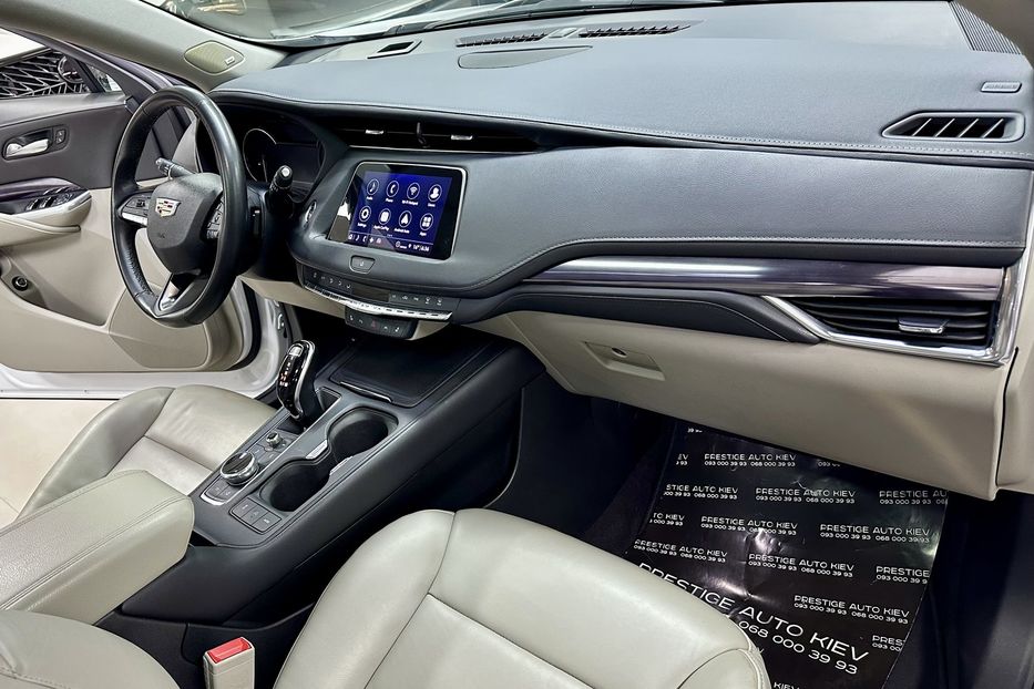 Продам Cadillac XTS XT4 2022 года в Киеве