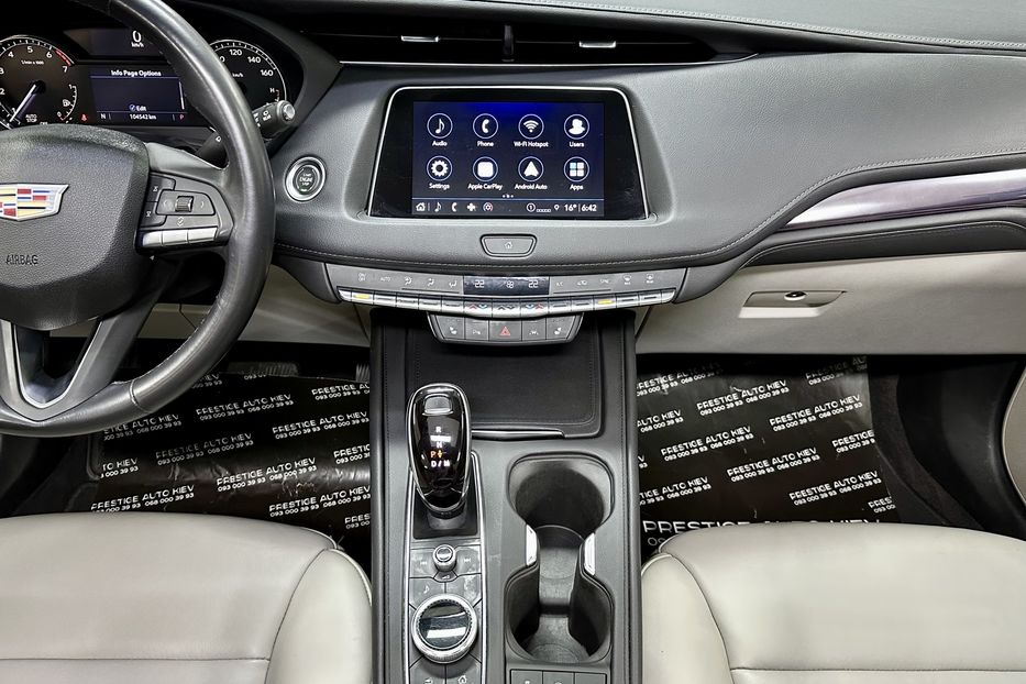Продам Cadillac XTS XT4 2022 года в Киеве