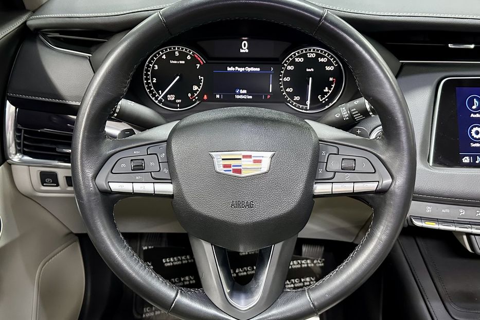 Продам Cadillac XTS XT4 2022 года в Киеве