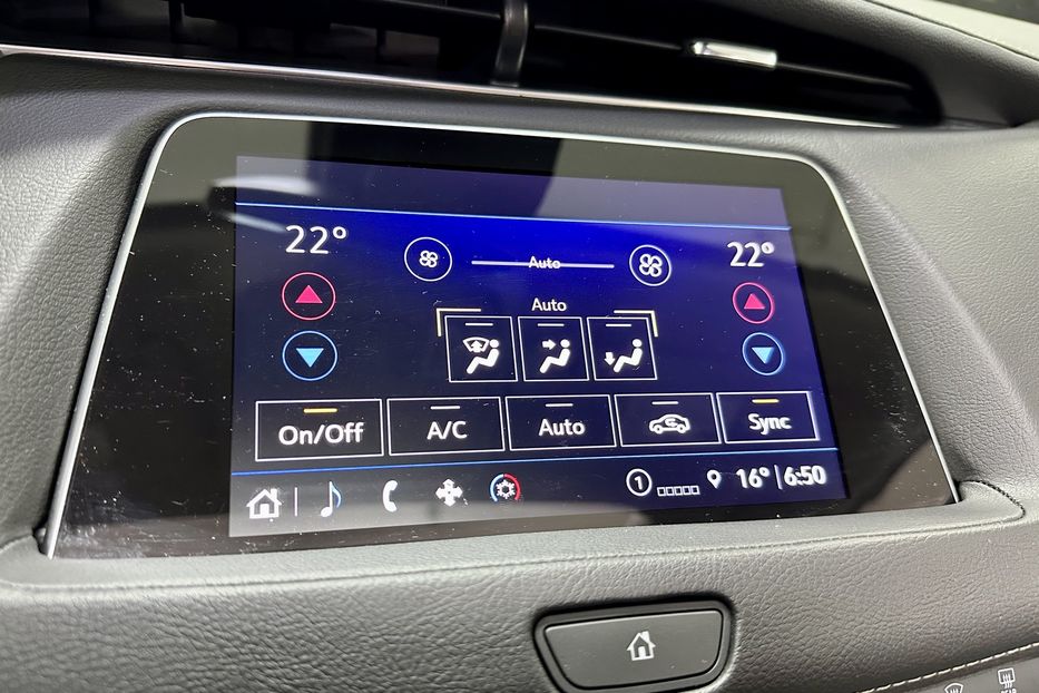 Продам Cadillac XTS XT4 2022 года в Киеве