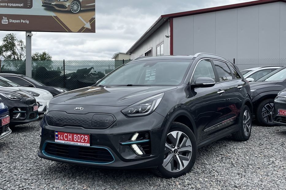 Продам Kia Niro 64 kw PREMIUM  2021 года в Львове