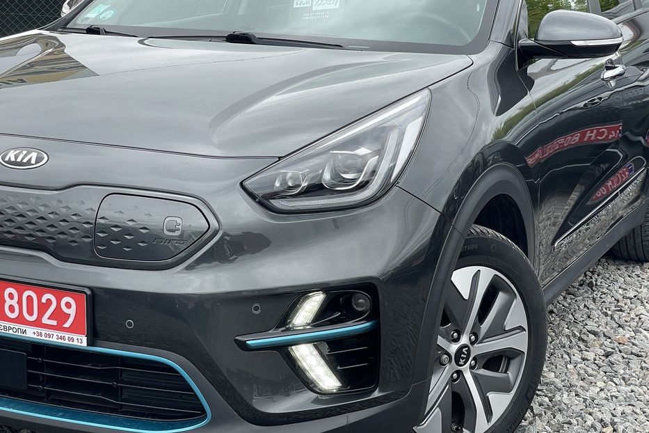 Продам Kia Niro 64 kw PREMIUM  2021 года в Львове