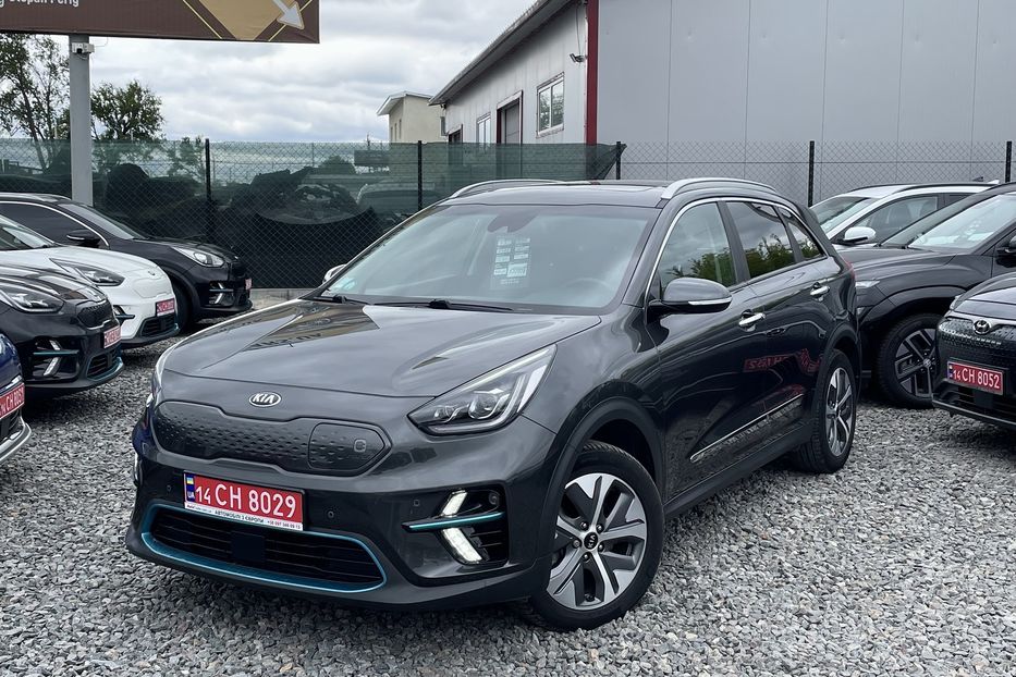 Продам Kia Niro 64 kw PREMIUM  2021 года в Львове