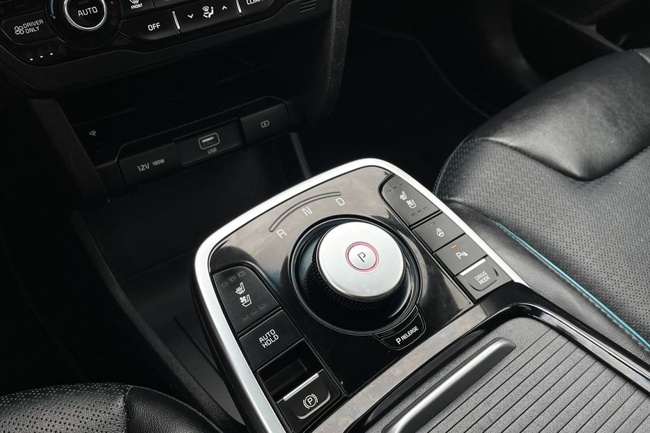 Продам Kia Niro 64 kw PREMIUM  2021 года в Львове