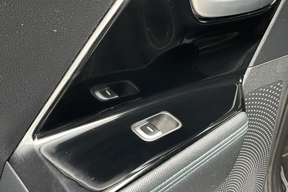 Продам Kia Niro 64 kw PREMIUM  2021 года в Львове