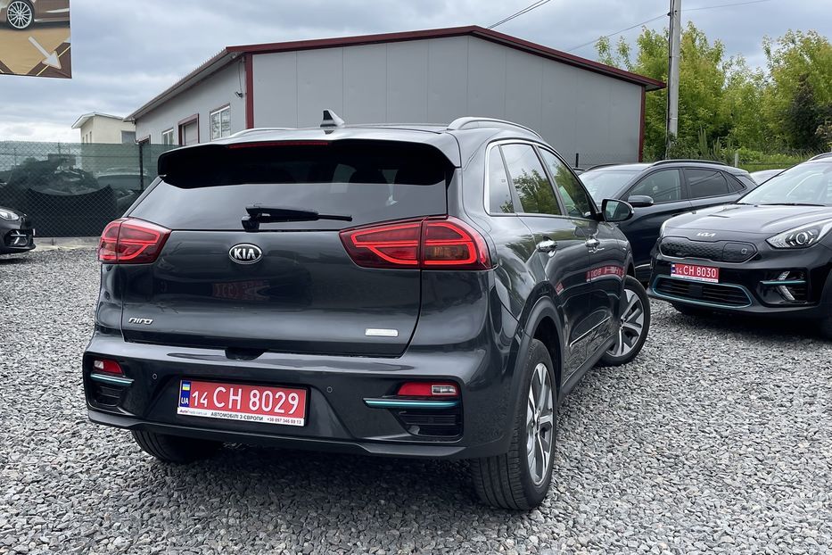 Продам Kia Niro 64 kw PREMIUM  2021 года в Львове