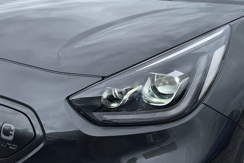 Продам Kia Niro 64 kw PREMIUM  2021 года в Львове