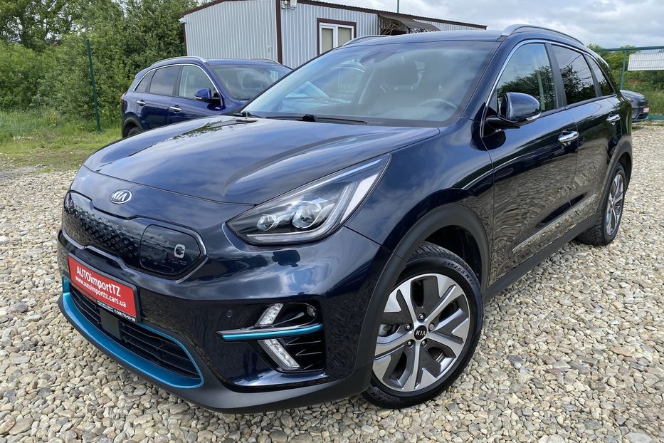 Продам Kia Niro 64 kWh Макс. комплектація 2020 года в Львове