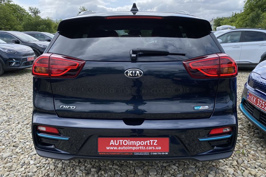 Продам Kia Niro 64 kWh Макс. комплектація 2020 года в Львове