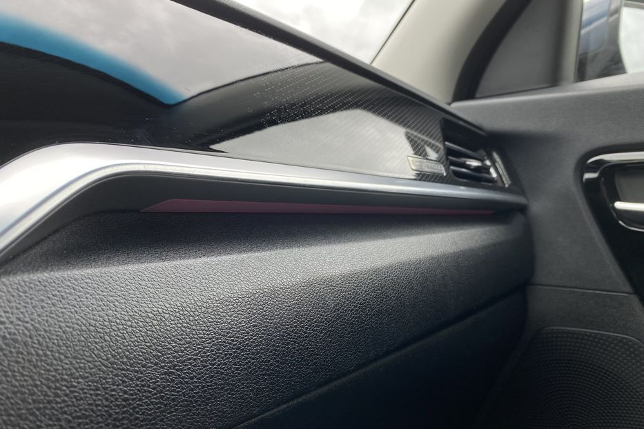 Продам Kia Niro 64 kWh Макс. комплектація 2020 года в Львове