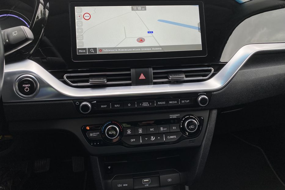 Продам Kia Niro 64 kWh Макс. комплектація 2020 года в Львове