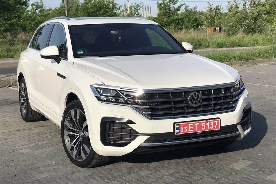 Продам Volkswagen Touareg R-LINE WEBASTO PANORAMA 210KW 2019 года в Львове