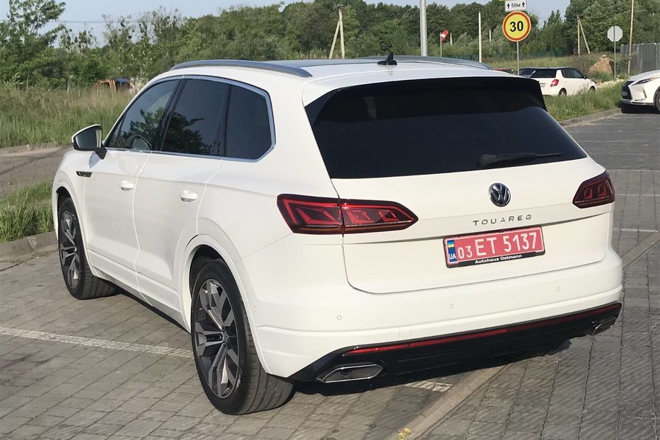 Продам Volkswagen Touareg R-LINE WEBASTO PANORAMA 210KW 2019 года в Львове