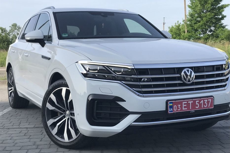 Продам Volkswagen Touareg R-LINE WEBASTO PANORAMA 210KW 2019 года в Львове