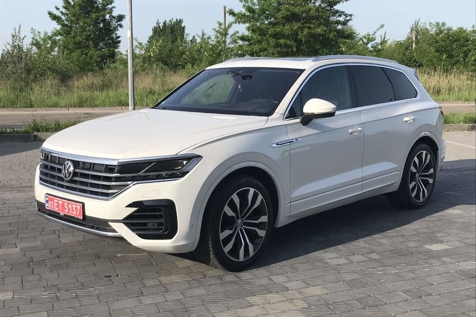 Продам Volkswagen Touareg R-LINE WEBASTO PANORAMA 210KW 2019 года в Львове