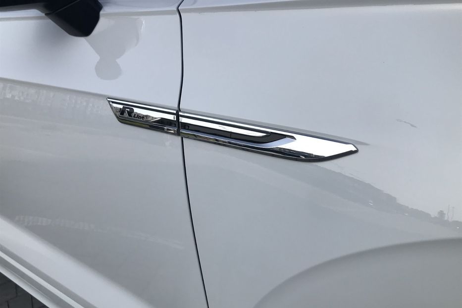 Продам Volkswagen Touareg R-LINE WEBASTO PANORAMA 210KW 2019 года в Львове