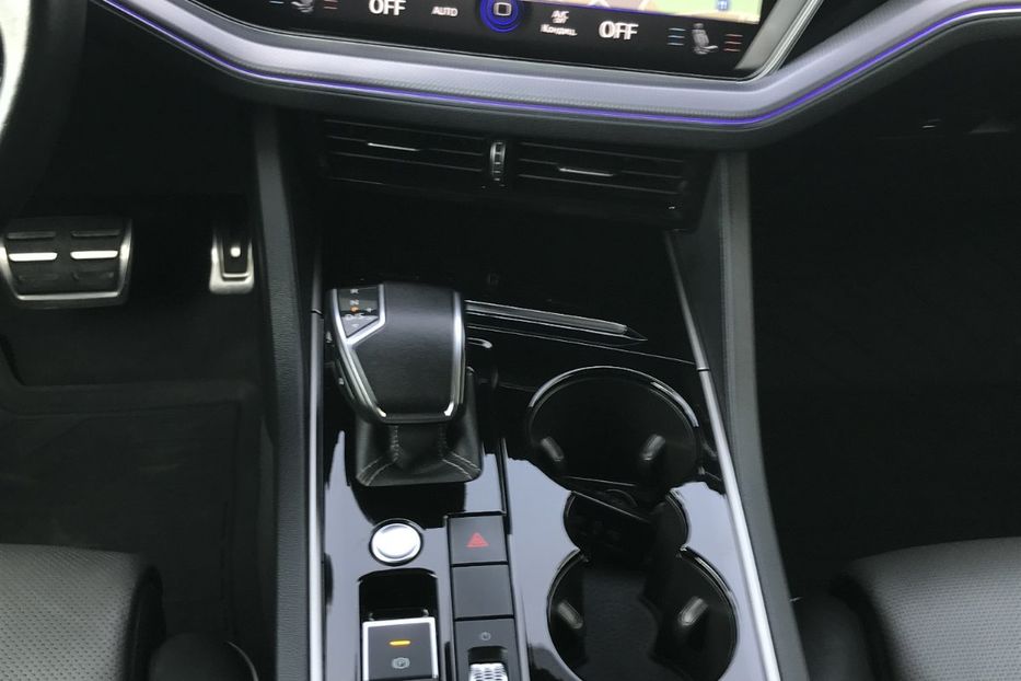 Продам Volkswagen Touareg R-LINE WEBASTO PANORAMA 210KW 2019 года в Львове