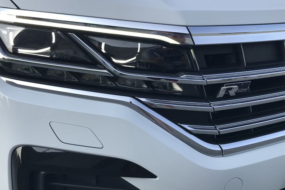Продам Volkswagen Touareg R-LINE WEBASTO PANORAMA 210KW 2019 года в Львове