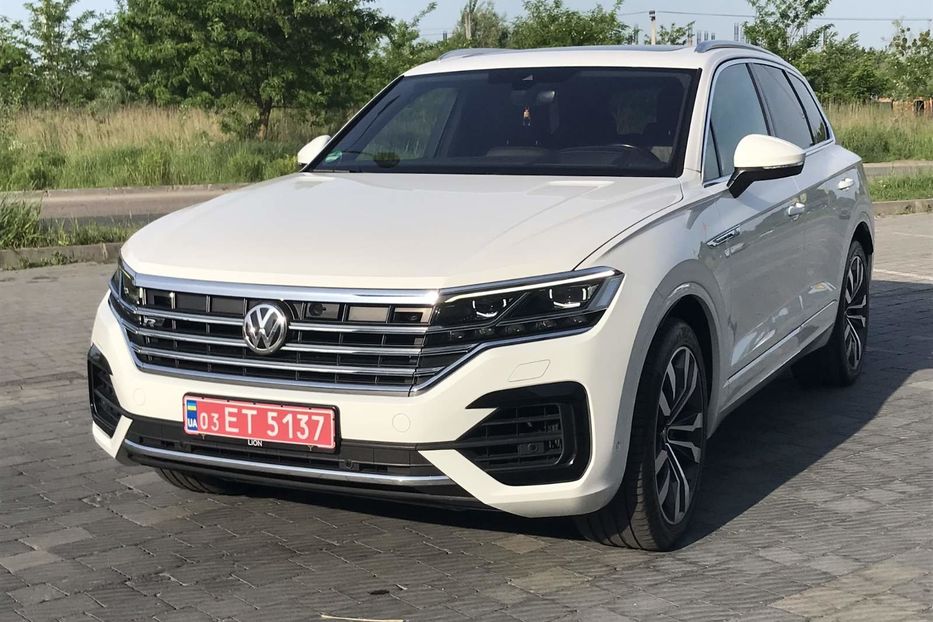 Продам Volkswagen Touareg R-LINE WEBASTO PANORAMA 210KW 2019 года в Львове