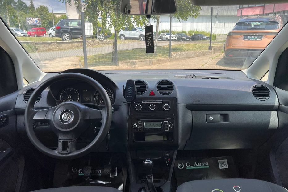 Продам Volkswagen Caddy пасс. 2011 года в Черновцах