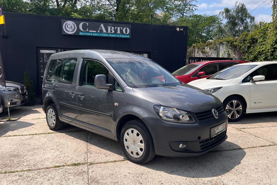 Продам Volkswagen Caddy пасс. 2011 года в Черновцах