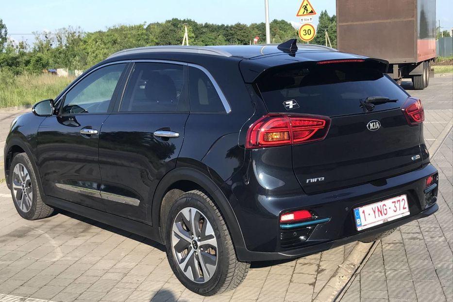 Продам Kia Niro e-Niro 150kW NAVI LED НЕ МАЛ 2020 года в Львове