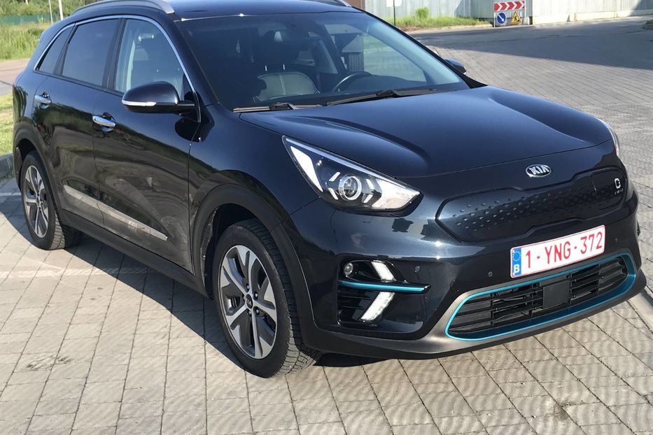 Продам Kia Niro e-Niro 150kW NAVI LED НЕ МАЛ 2020 года в Львове