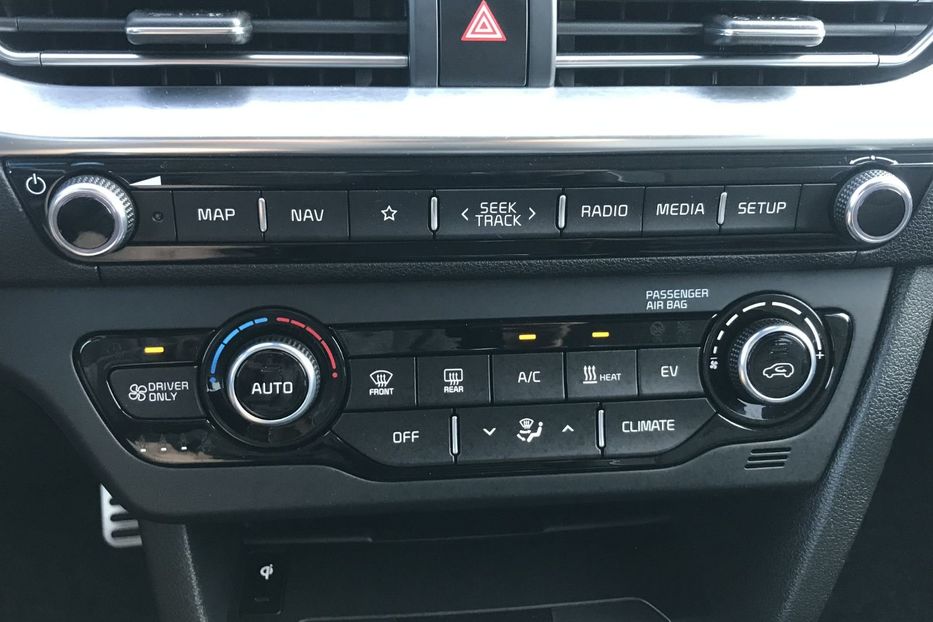 Продам Kia Niro e-Niro 150kW NAVI LED НЕ МАЛ 2020 года в Львове