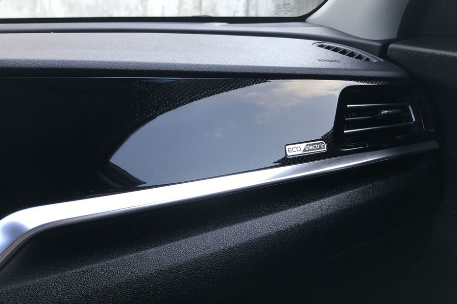 Продам Kia Niro e-Niro 150kW NAVI LED НЕ МАЛ 2020 года в Львове