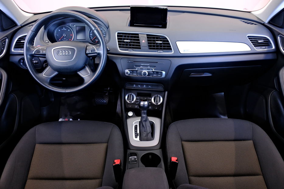 Продам Audi Q3 2015 года в Одессе