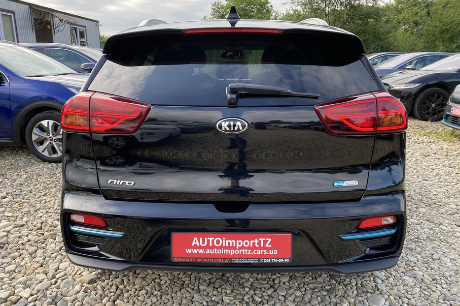 Продам Kia Niro 64 kWh Макс. комплектація 2020 года в Львове