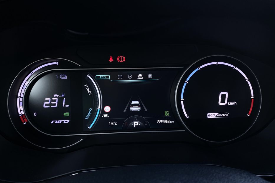 Продам Kia Niro 64 kWh Макс. комплектація 2020 года в Львове